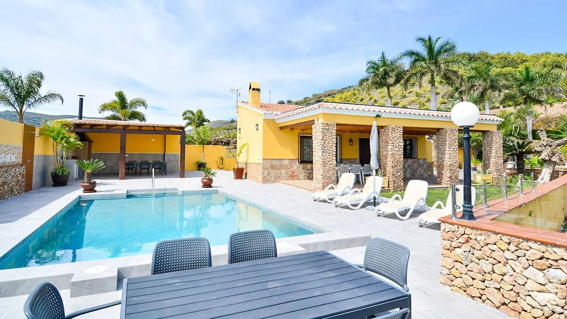 Villa Andrea Nerja Frigiliana 0*,